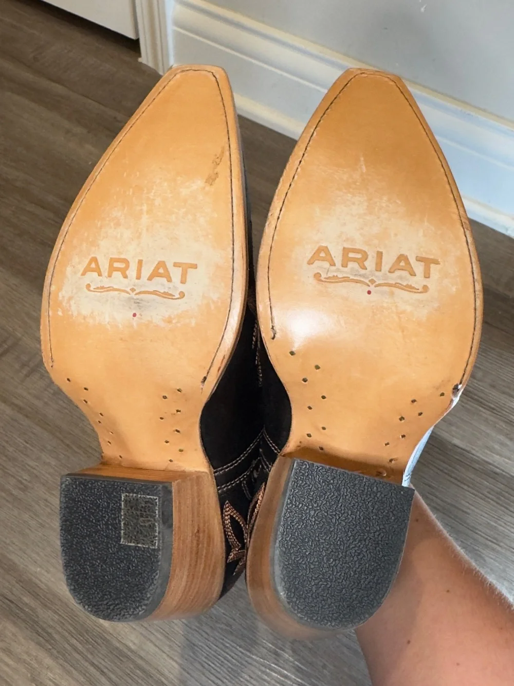 Ariat Dixon Brooklyn Black Leather Western Heeled Bootie Boots